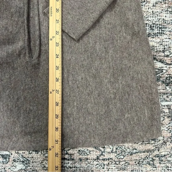 Garnet Hill Cashmere Wool Blend Oversized Turtleneck Sweater Light Mocha L - Picture 11 of 14